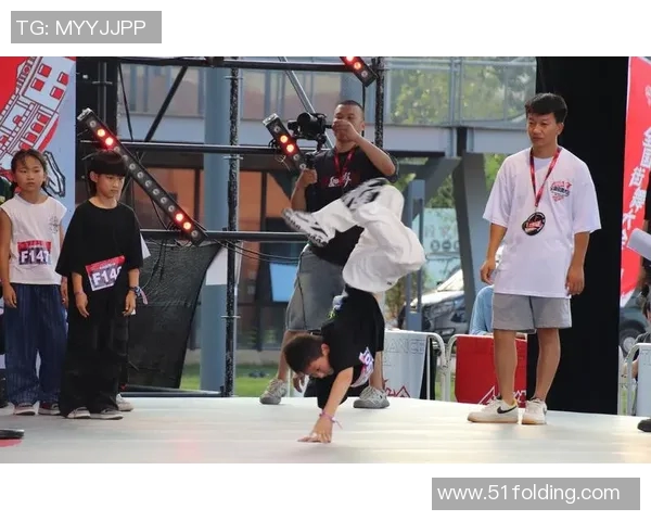 运动热议街舞杭州街舞队如何引领速度变革与体育文化的融合发展 运动热议街舞杭州街舞队如何引领速度变革与体育文化的融合发展