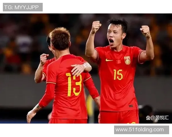 深入探讨重庆足球队战术特点与对手的全面对比分析 深入探讨重庆足球队战术特点与对手的全面对比分析